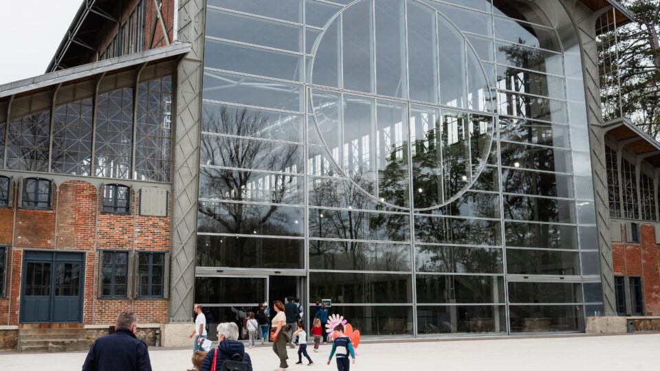 Hangar Y visites en famille, Meudon