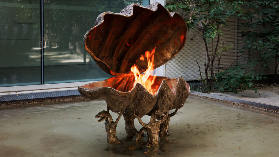 Jean-Marie Appriou, Bath of Fire, 2025 Photo : Tanguy Beurdeley